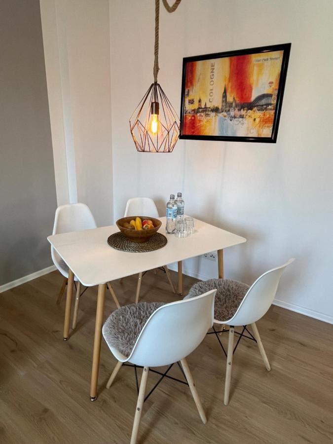 Moderne Wohlfuehl-Wohnung In Troisdorf Altenrath ภายนอก รูปภาพ